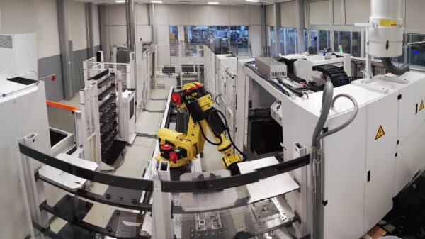 Nowe Zautomatyzowane Centrum Produkcji Form we włoskiej fabryce Elesy