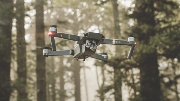 Dron do zbierania DNA